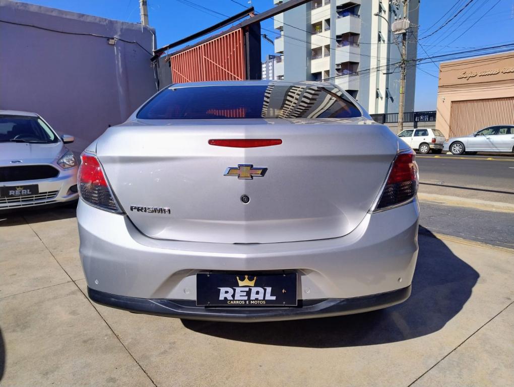 CHEVROLET Prisma - Foto