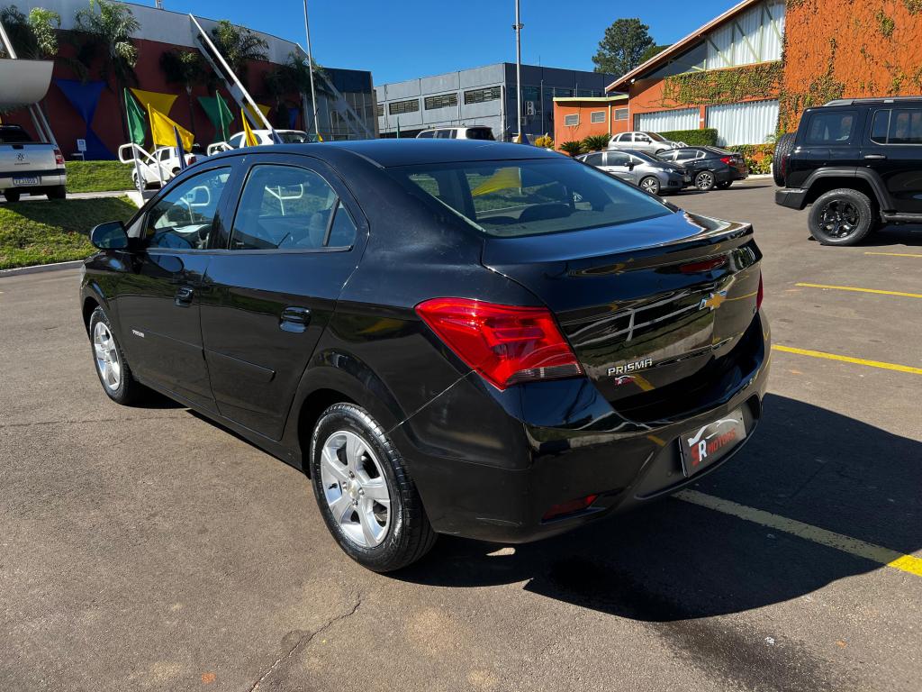 CHEVROLET Prisma - Foto