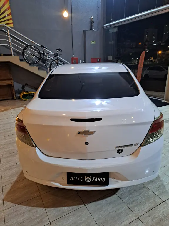 CHEVROLET Prisma - Foto