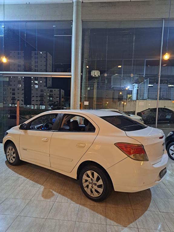 CHEVROLET Prisma - Foto