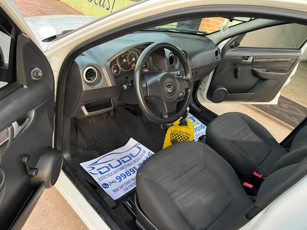 CHEVROLET Prisma - Foto