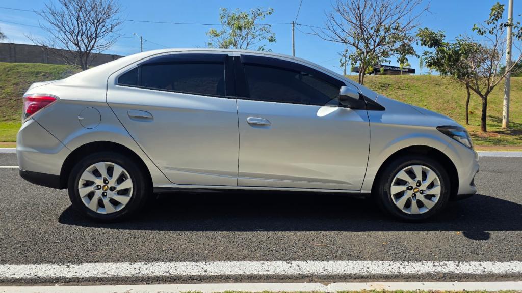 CHEVROLET Prisma - Foto