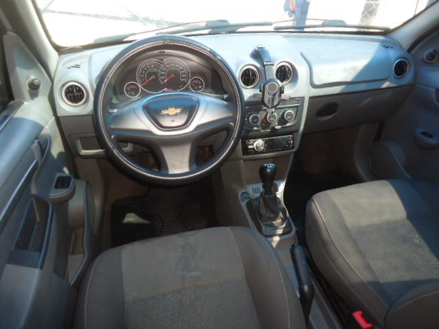 CHEVROLET Prisma - Foto