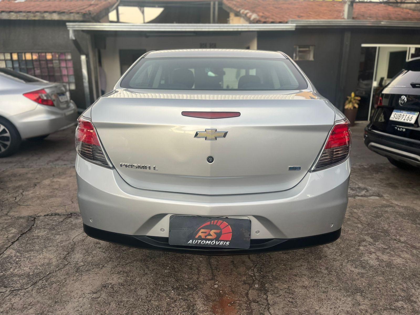 CHEVROLET Prisma - Foto