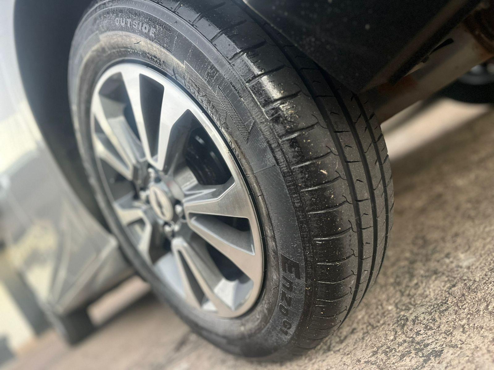 CHEVROLET Prisma - Foto