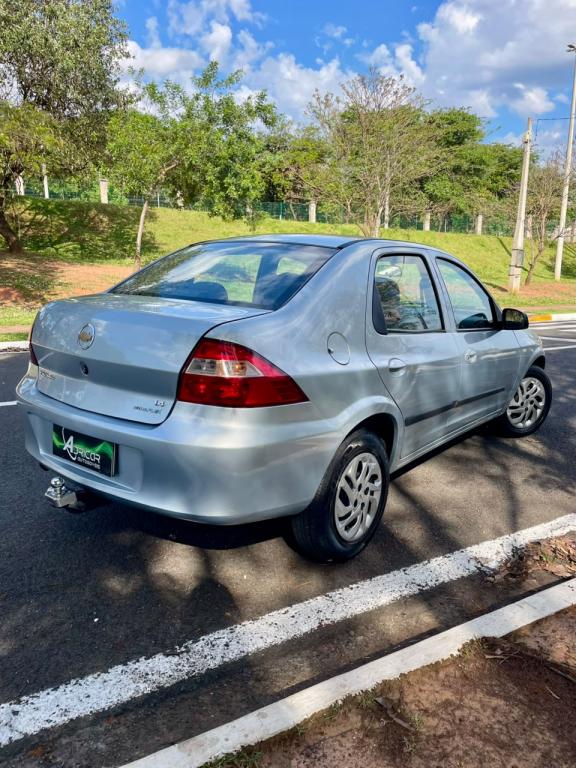 CHEVROLET Prisma - Foto