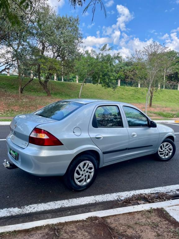 CHEVROLET Prisma - Foto