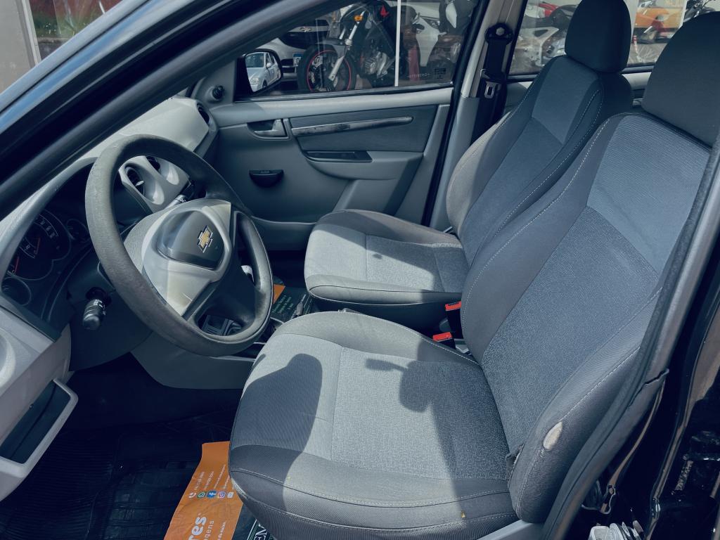 CHEVROLET Prisma - Foto