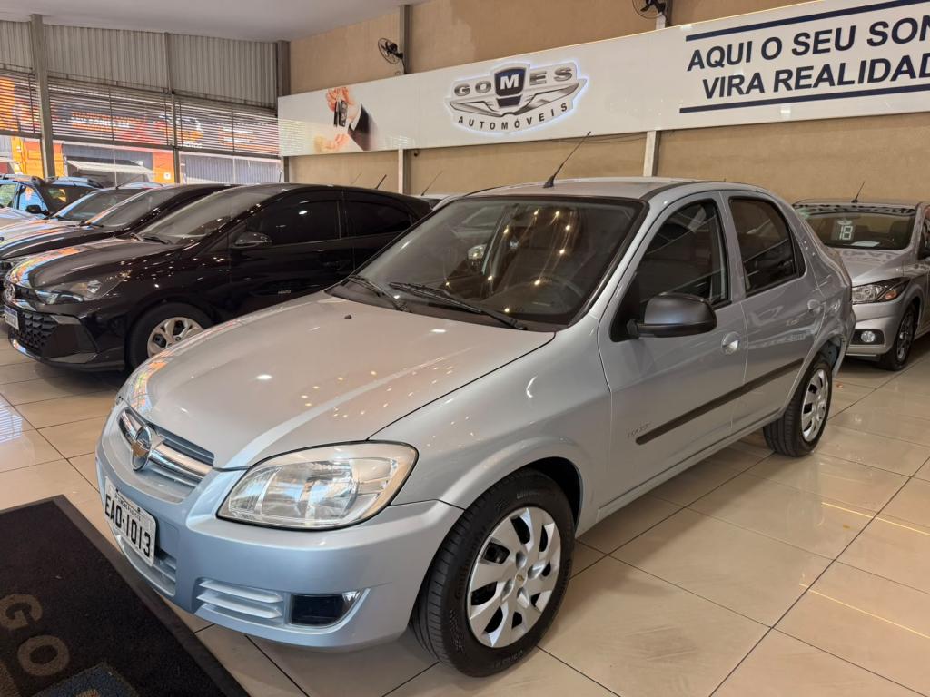 CHEVROLET Prisma - Foto