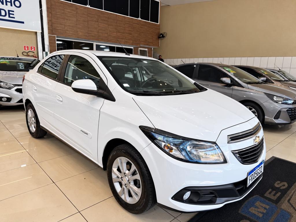 CHEVROLET Prisma