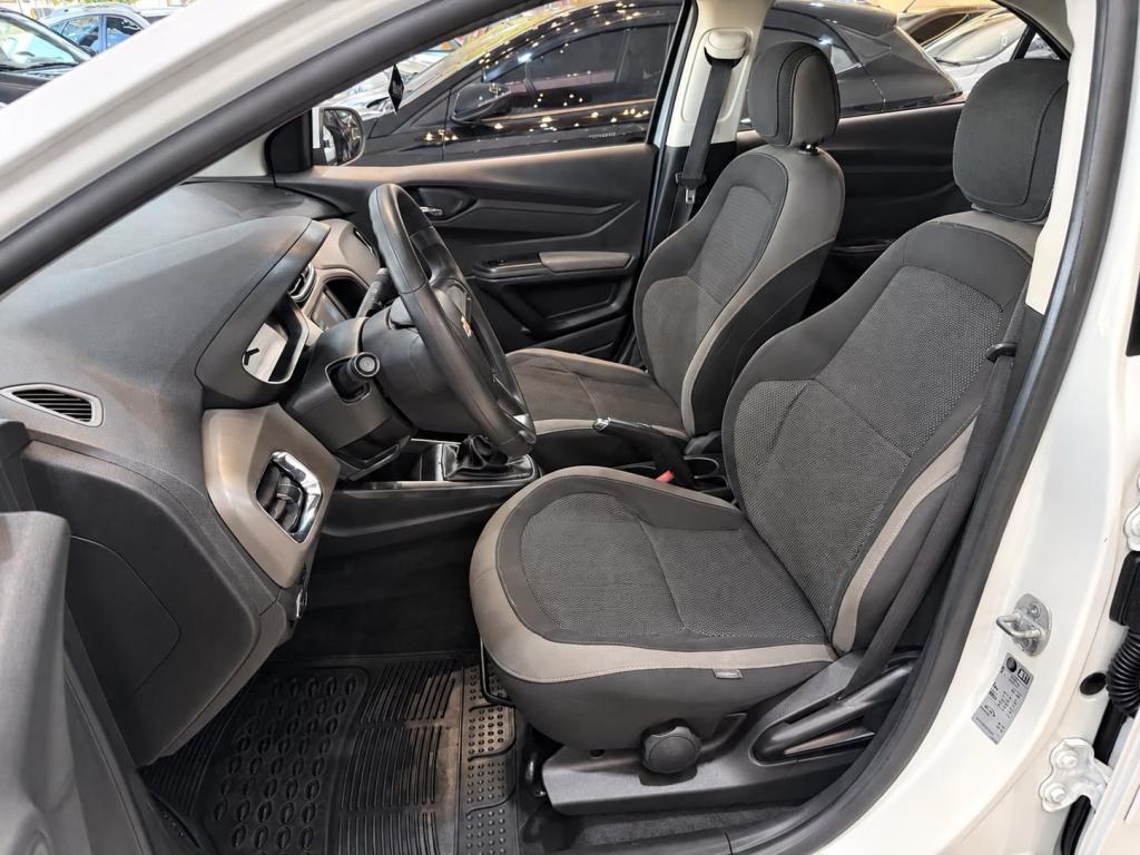 CHEVROLET Prisma - Foto