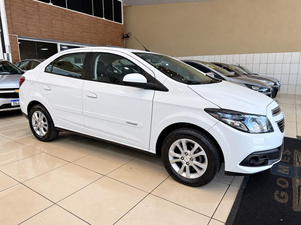 CHEVROLET Prisma - Foto