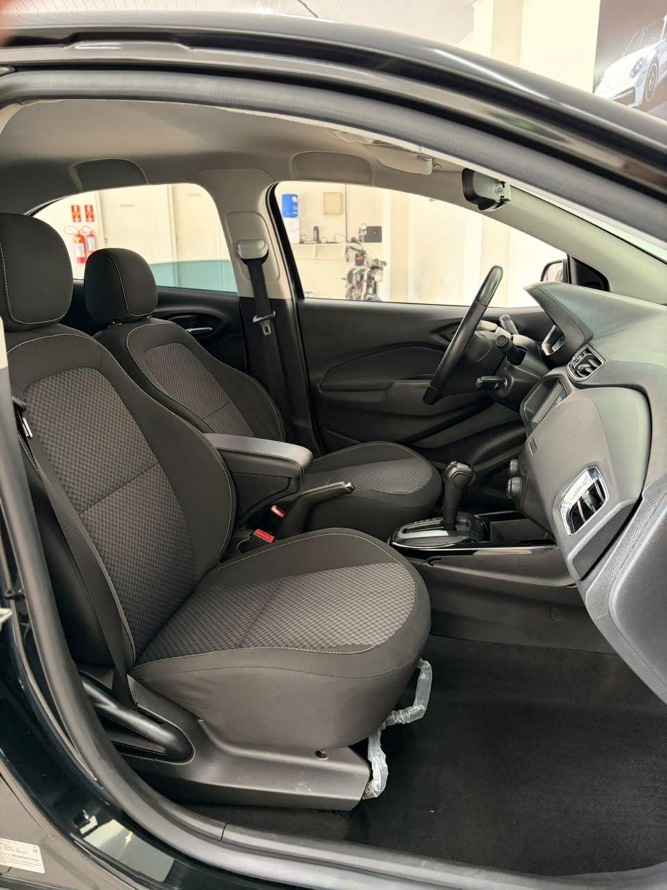 CHEVROLET Prisma - Foto