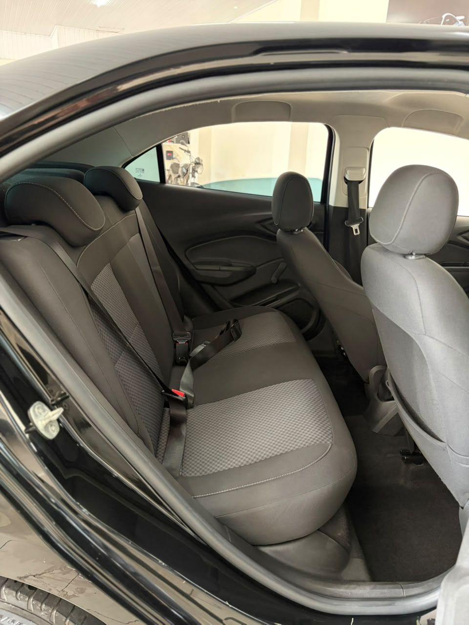 CHEVROLET Prisma - Foto