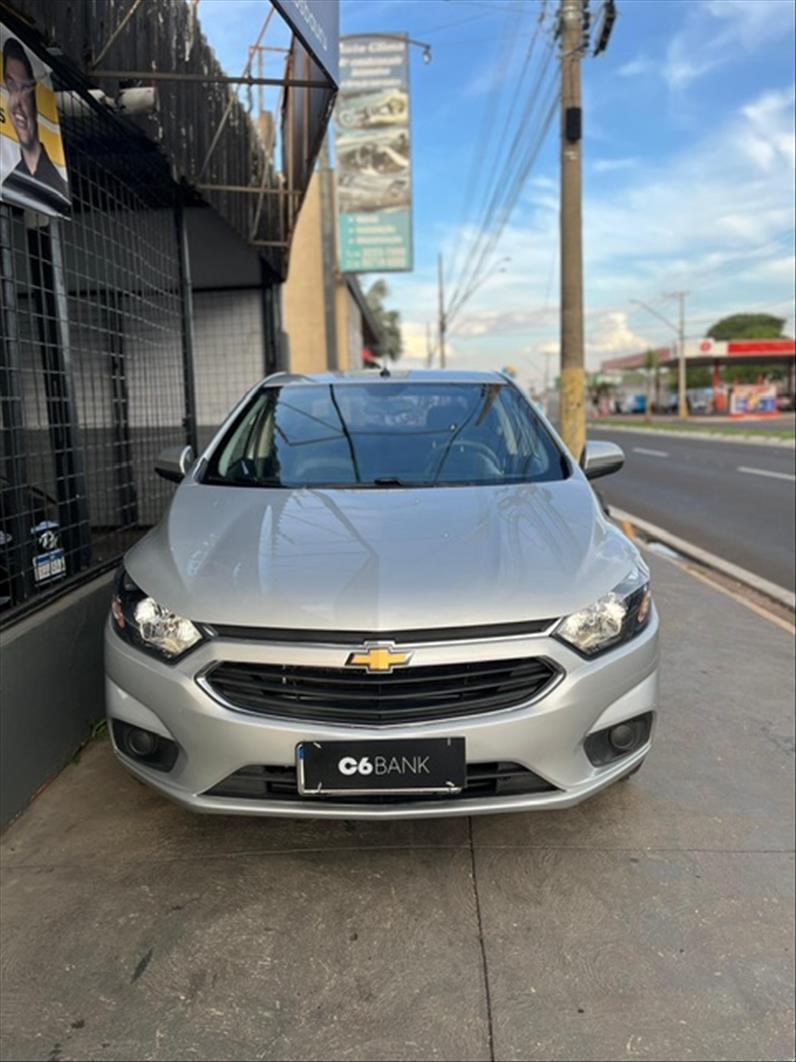 CHEVROLET Prisma - Foto