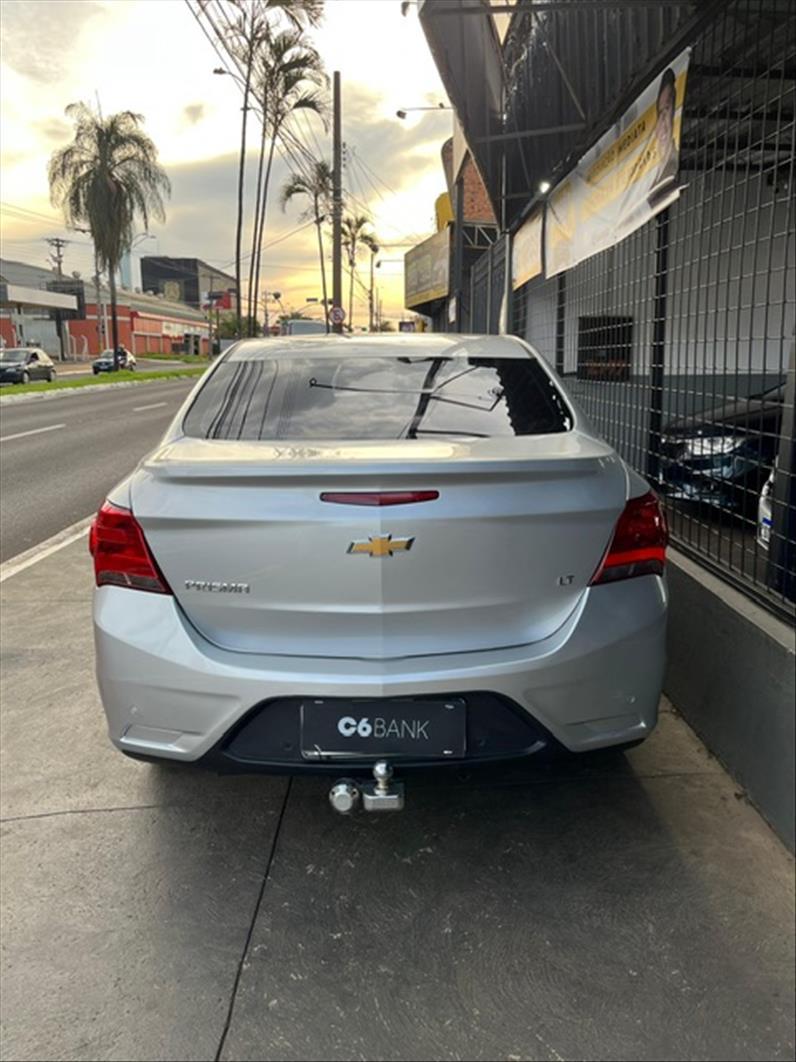 CHEVROLET Prisma - Foto