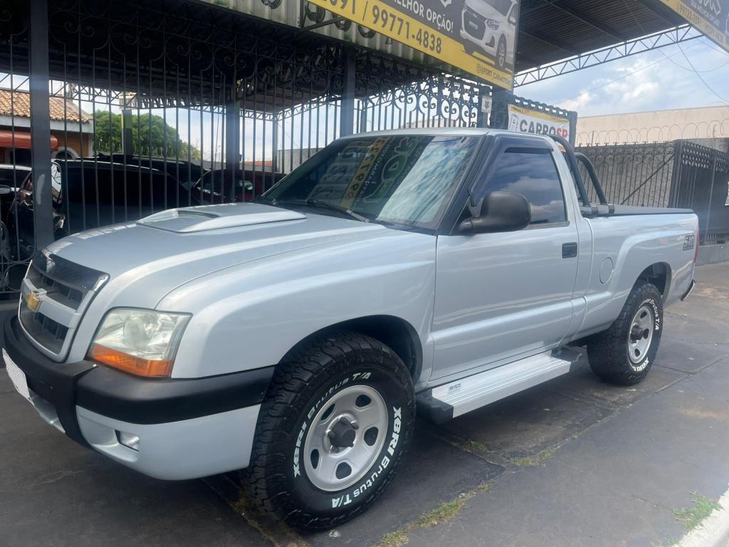 CHEVROLET S10