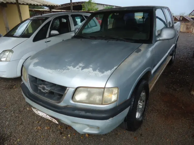 CHEVROLET S10