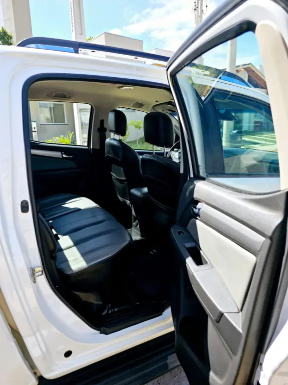 CHEVROLET S10 - Miniatura