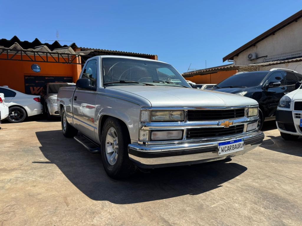CHEVROLET Silverado - Foto