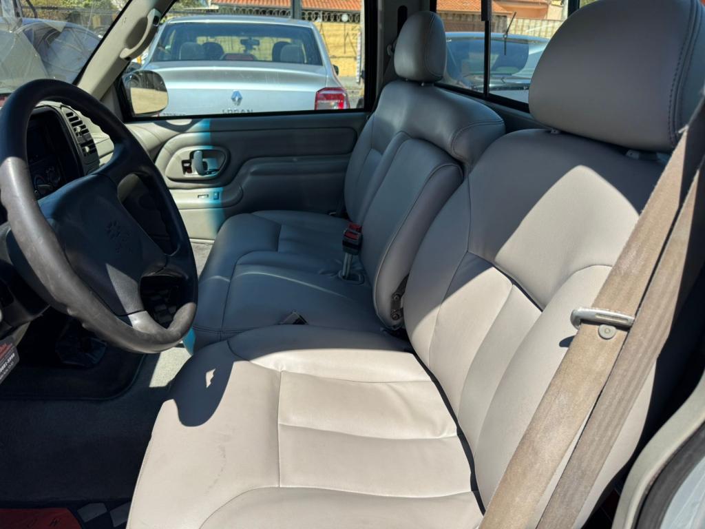 CHEVROLET Silverado - Foto