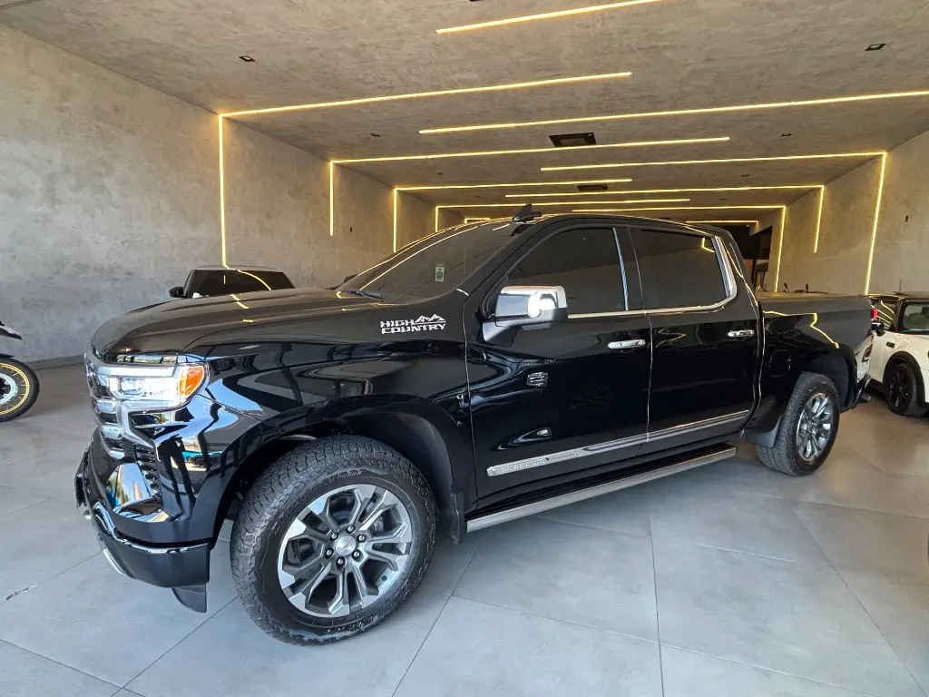 CHEVROLET Silverado - Foto