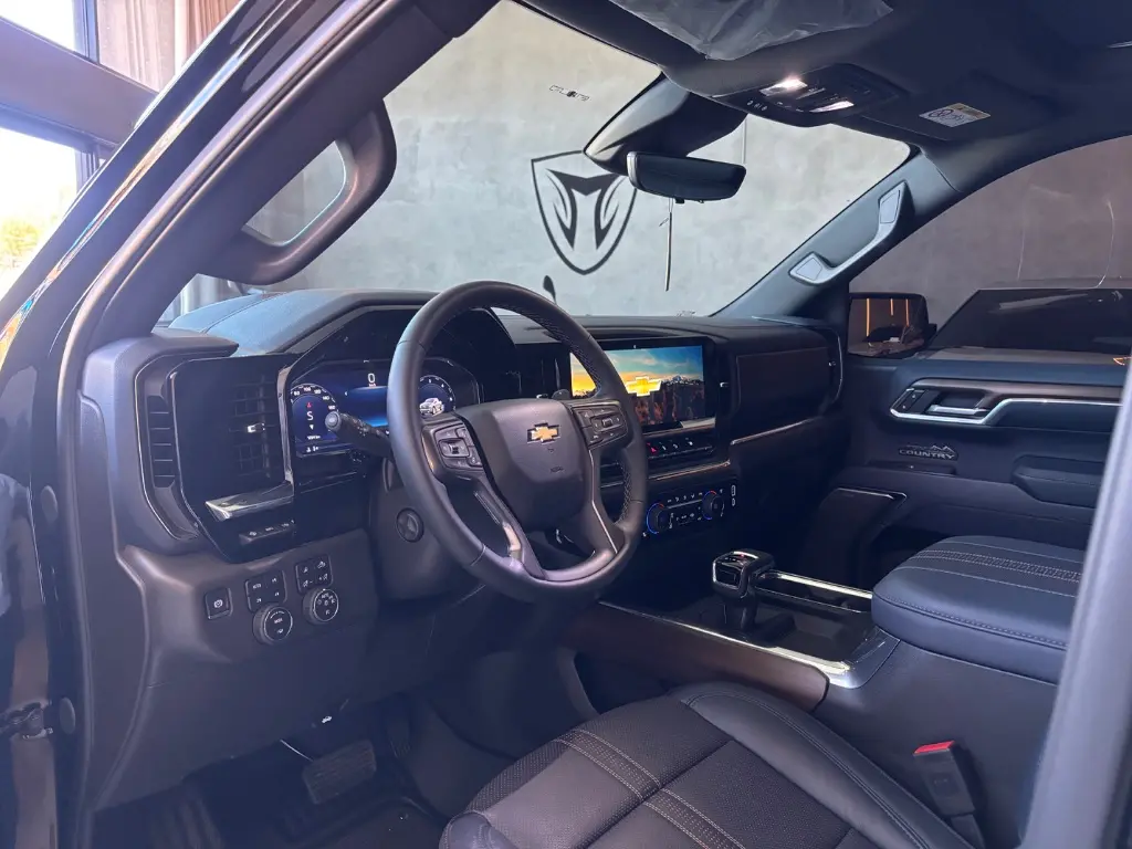 CHEVROLET Silverado - Foto