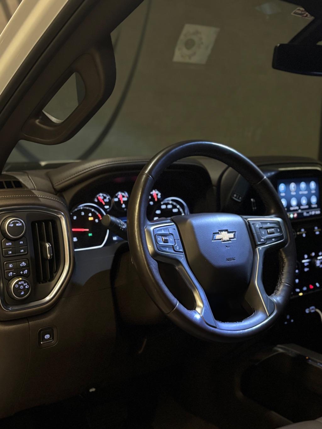 CHEVROLET Silverado - Foto