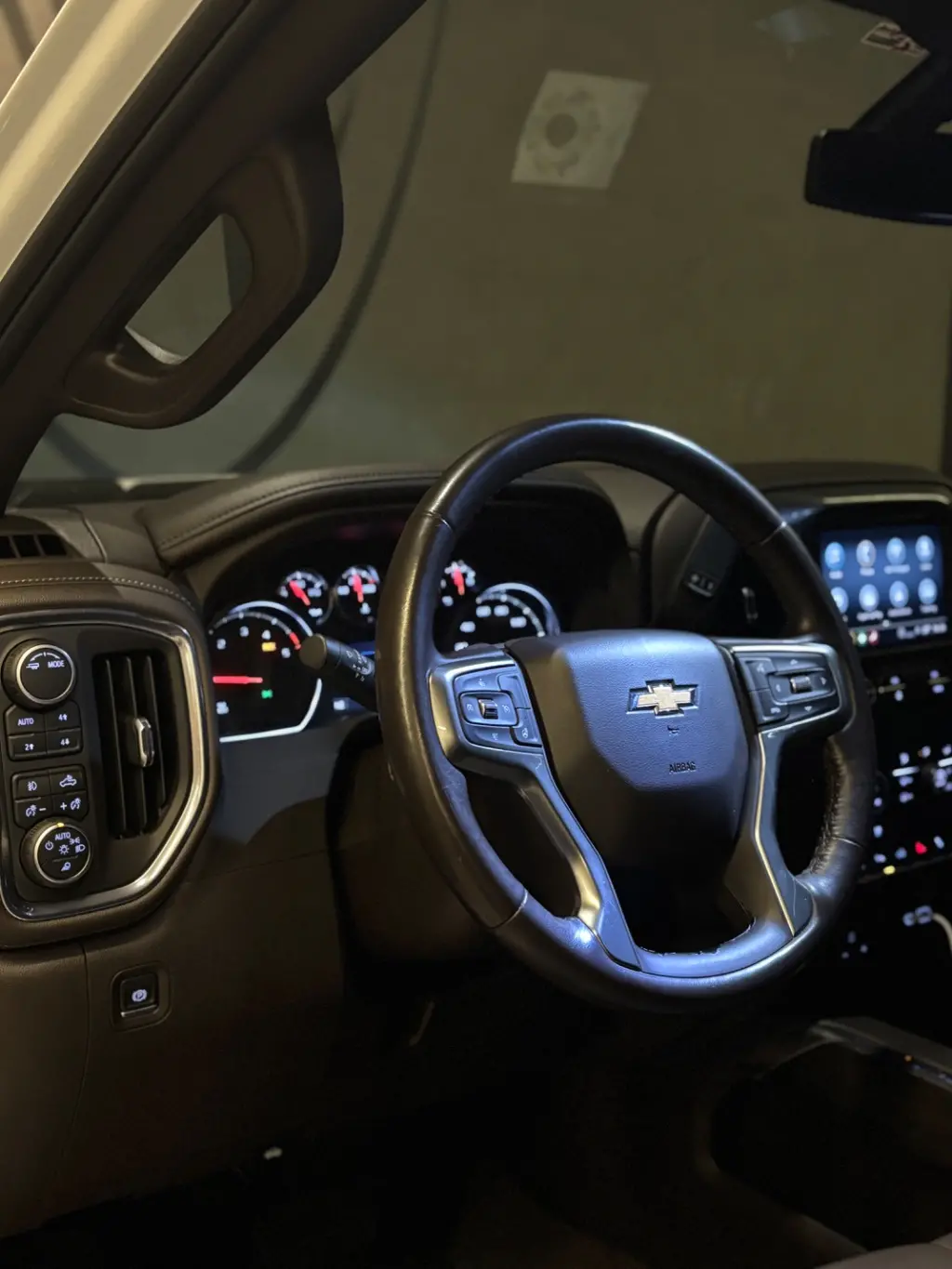 CHEVROLET Silverado - Foto