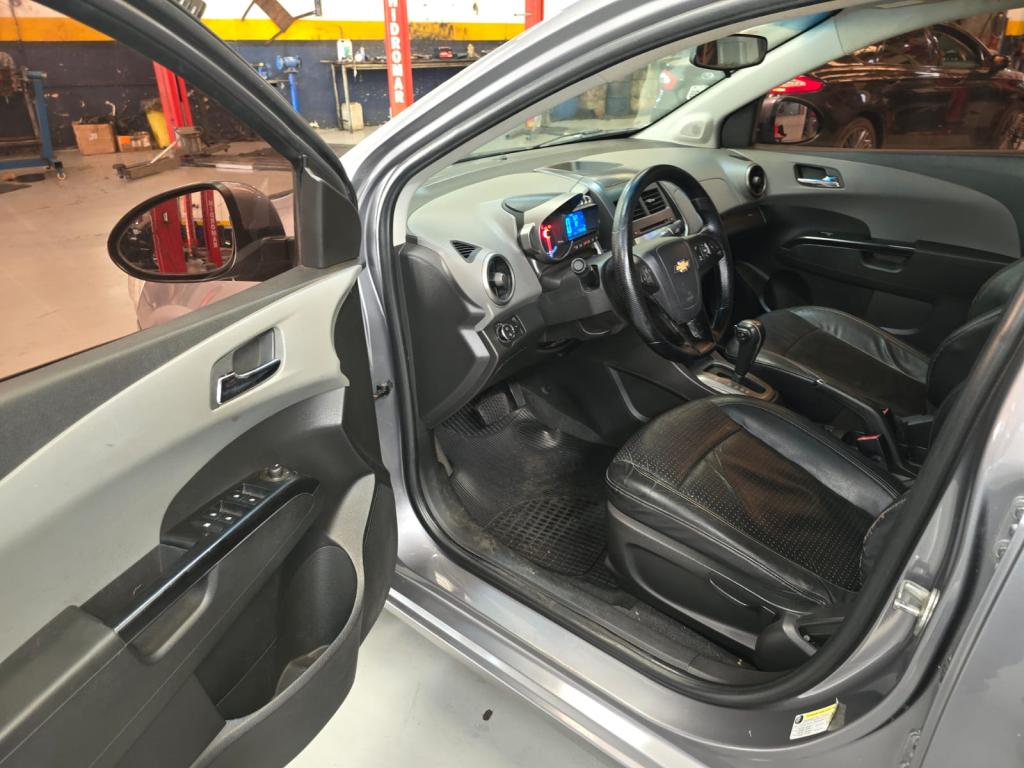 CHEVROLET Sonic Sedan - Foto