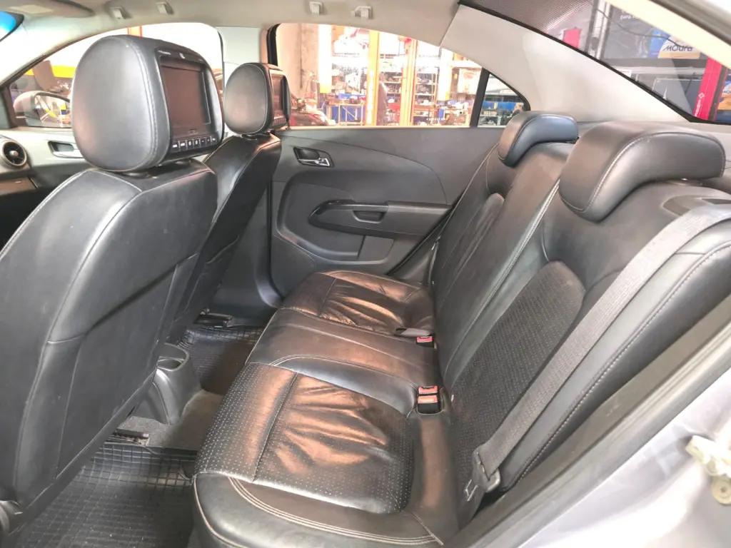 CHEVROLET Sonic Sedan - Foto