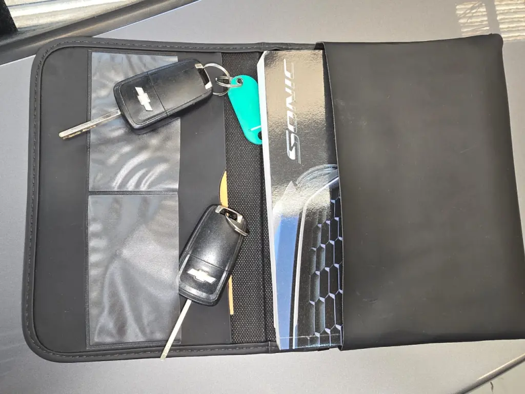 CHEVROLET Sonic Sedan - Foto