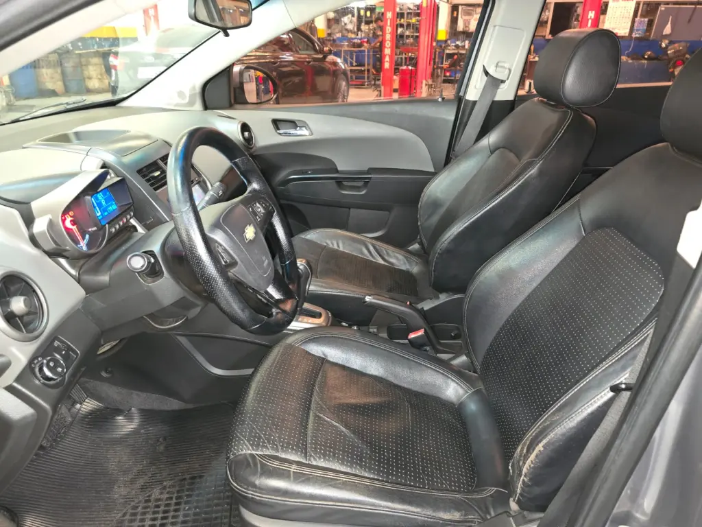 CHEVROLET Sonic Sedan - Foto