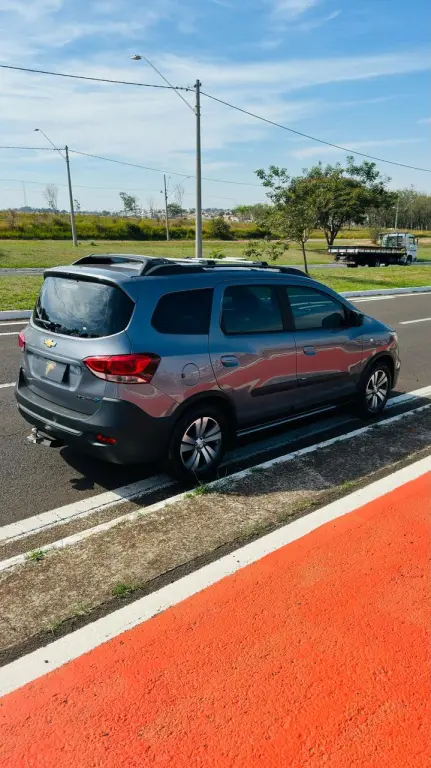 CHEVROLET Spin - Foto