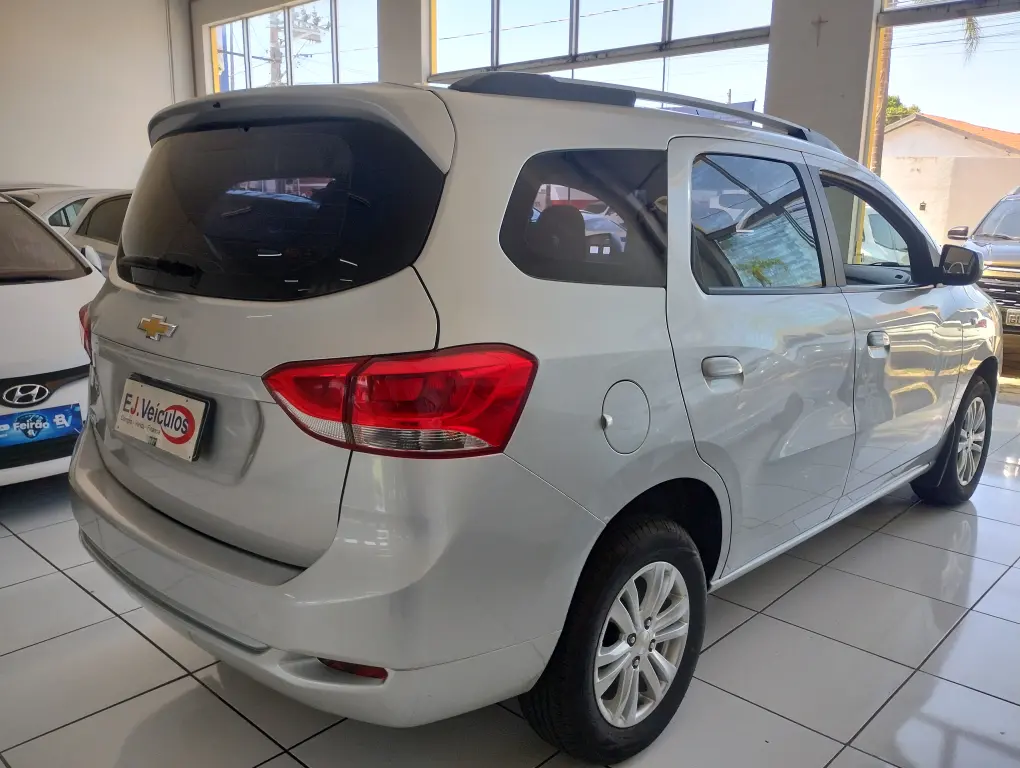 CHEVROLET Spin - Foto