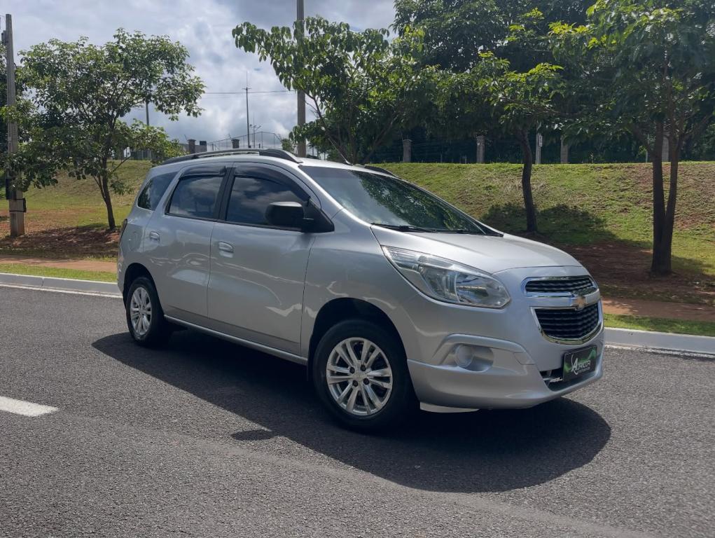 CHEVROLET Spin