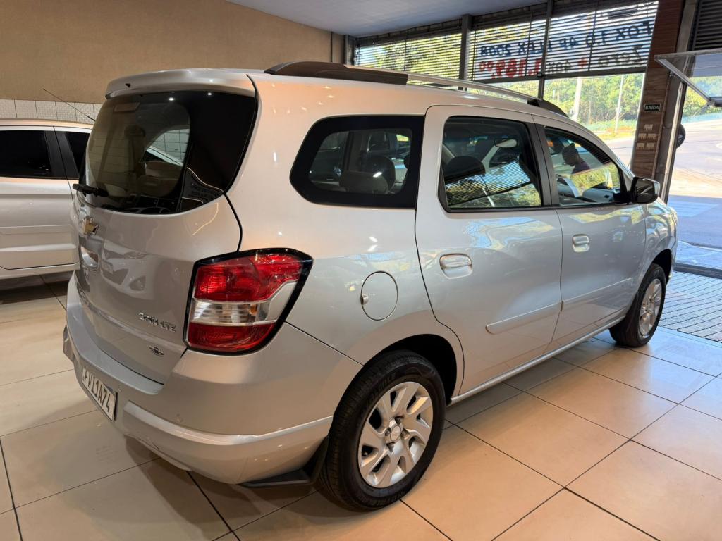 CHEVROLET Spin - Foto