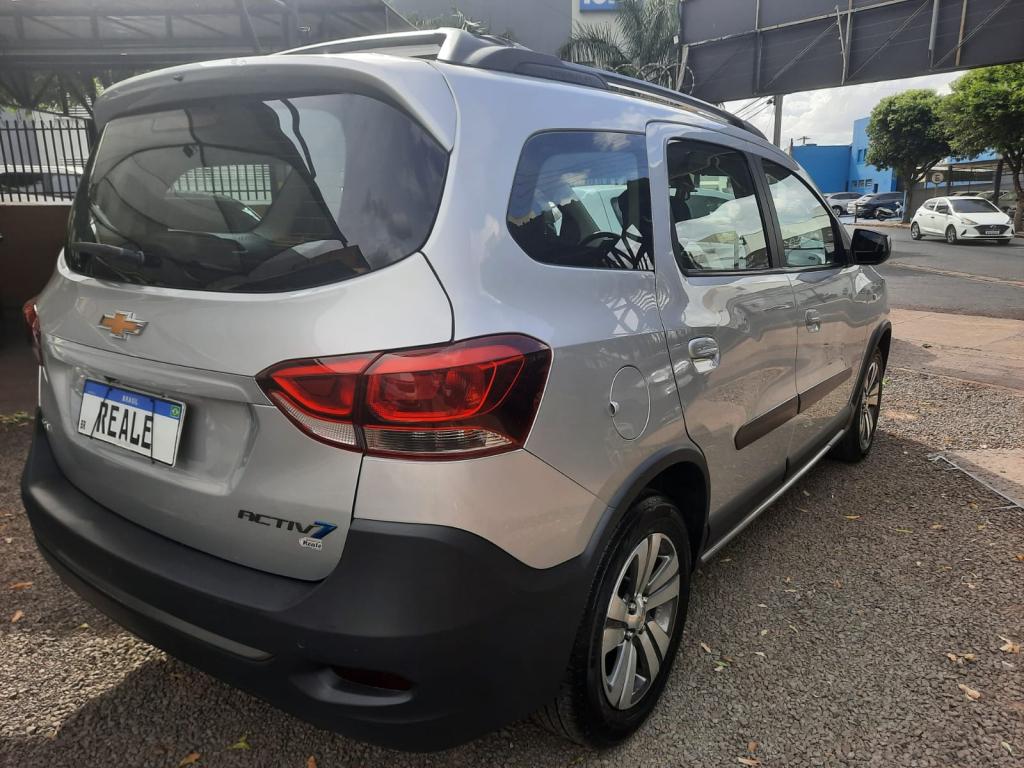 CHEVROLET Spin - Foto