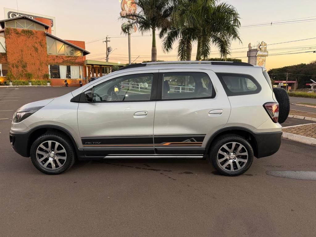 CHEVROLET Spin - Foto