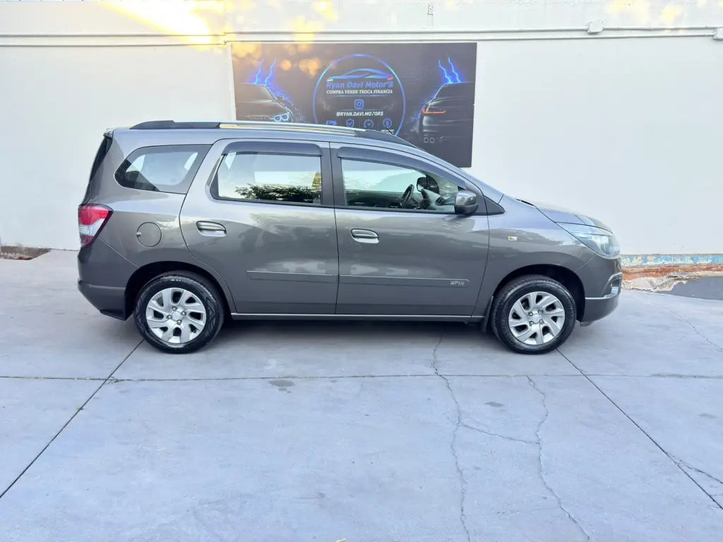 CHEVROLET Spin - Foto
