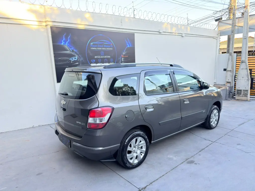 CHEVROLET Spin - Foto