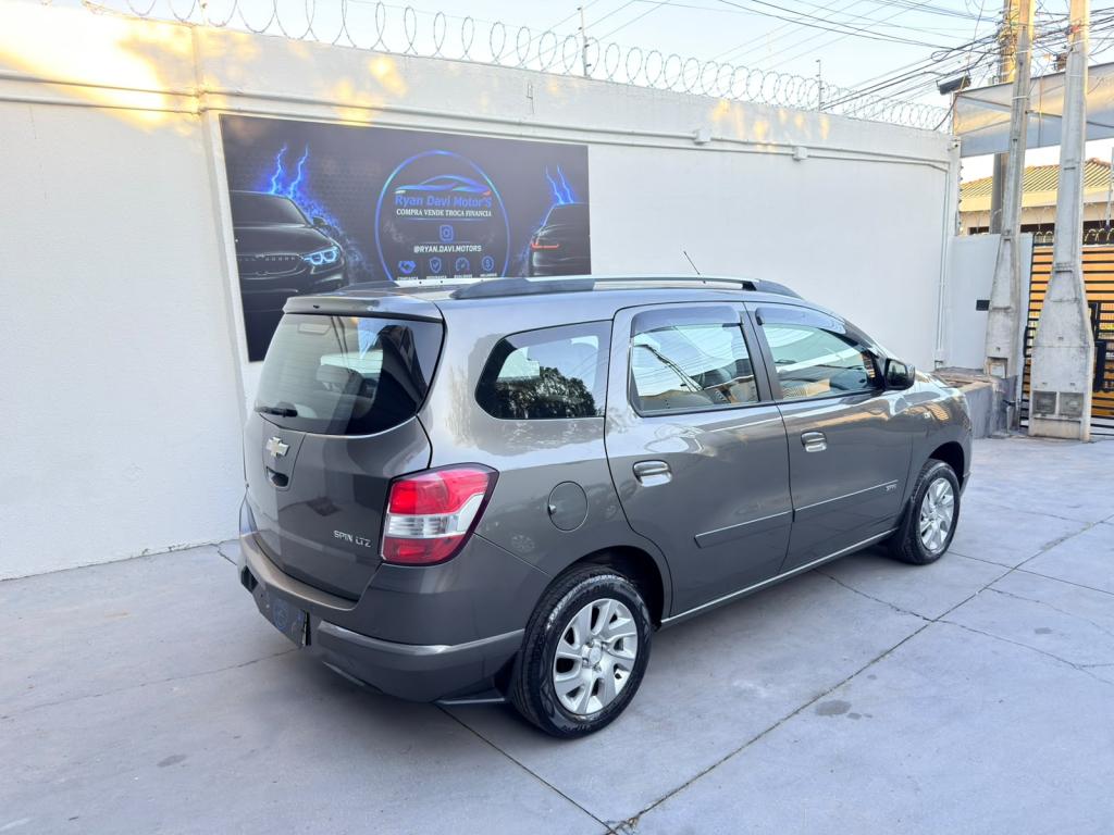 CHEVROLET Spin - Foto