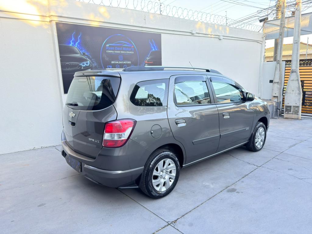 CHEVROLET Spin - Foto