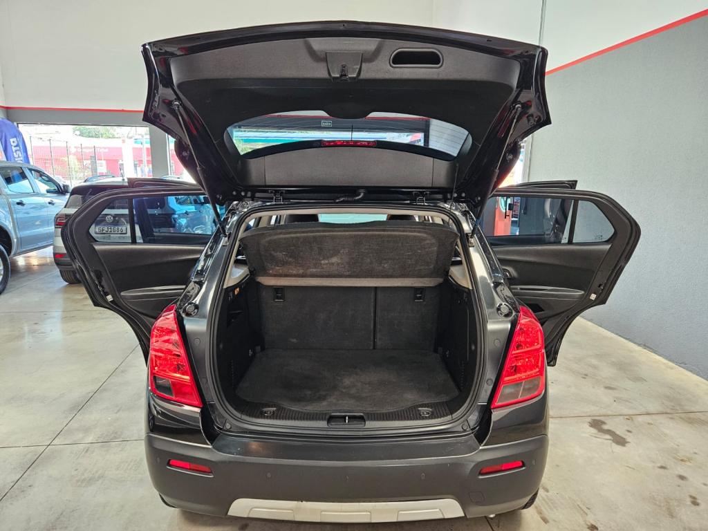 CHEVROLET Tracker - Foto