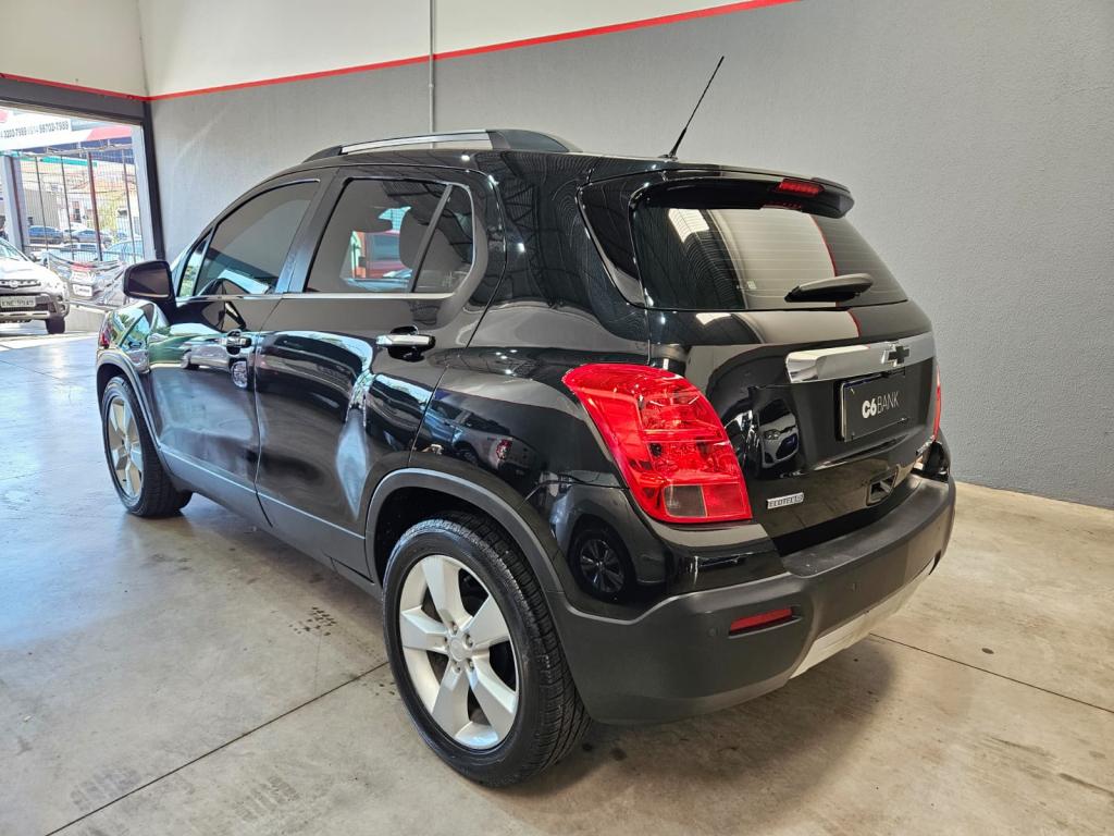 CHEVROLET Tracker - Foto