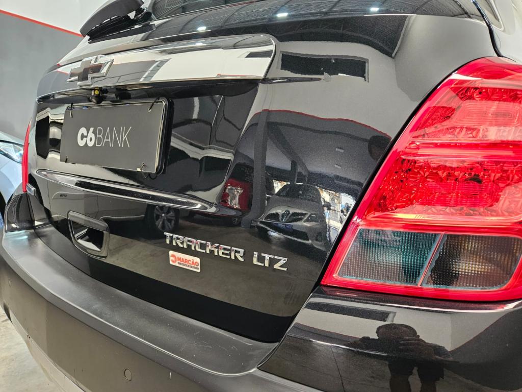 CHEVROLET Tracker - Foto