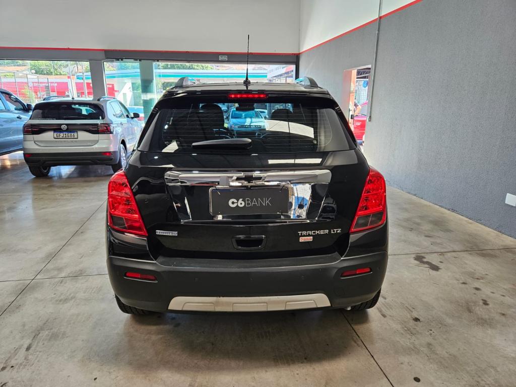 CHEVROLET Tracker - Foto