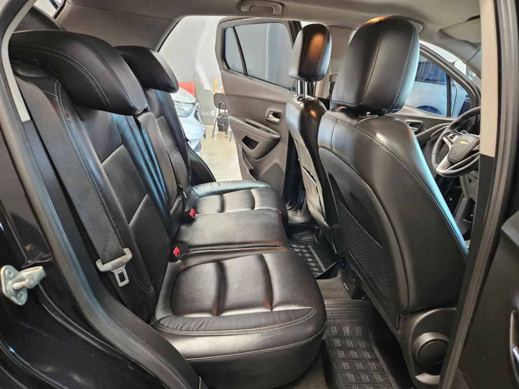 CHEVROLET Tracker - Foto