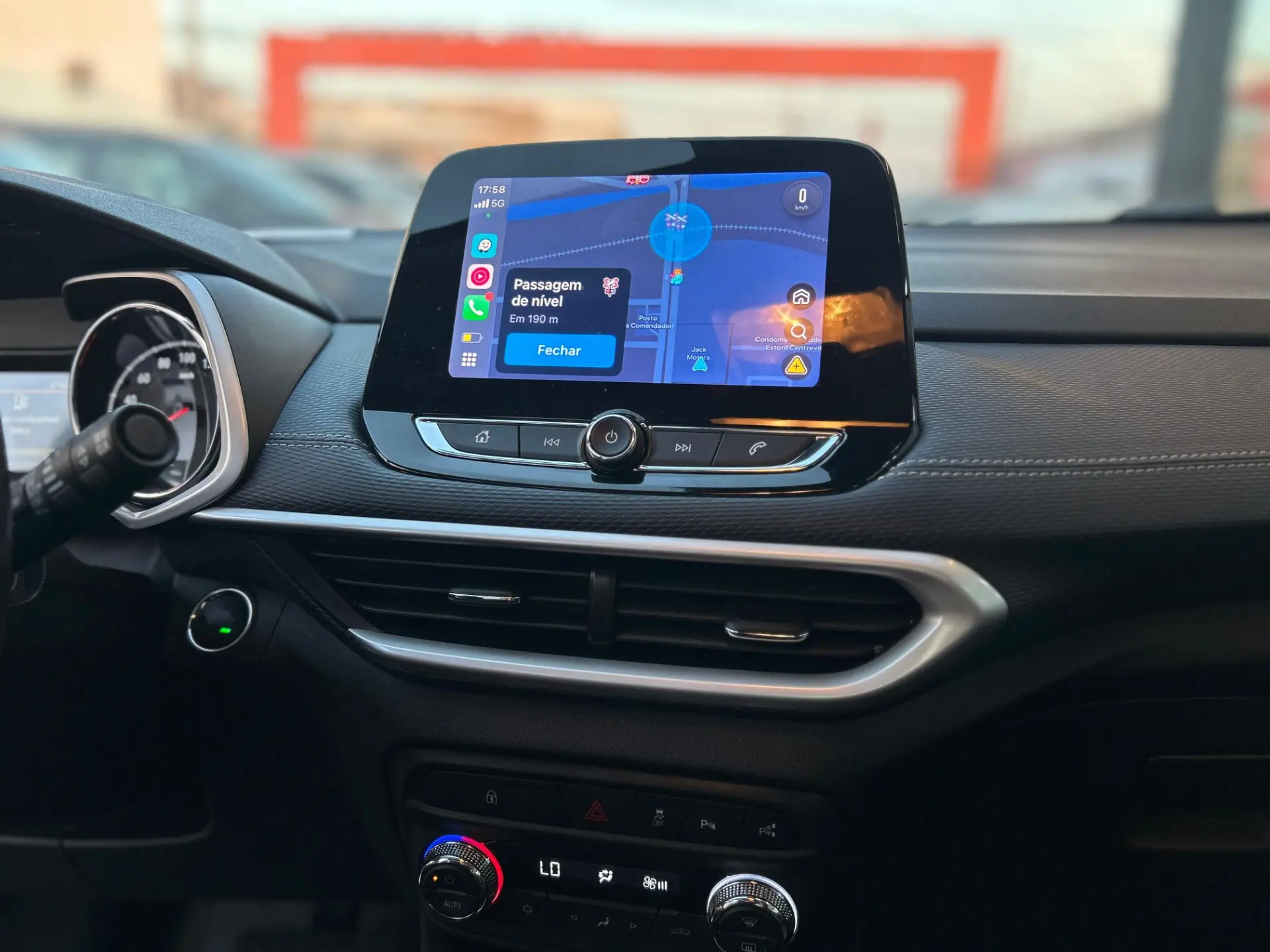 CHEVROLET Tracker - Foto