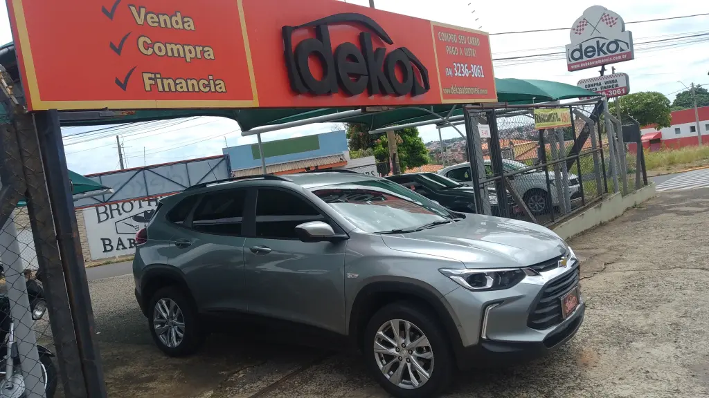 CHEVROLET Tracker